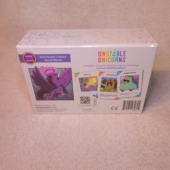 Unstable Unicorns Base Card Game 2nd Edition NEW SEALED - Picture 3 of 5